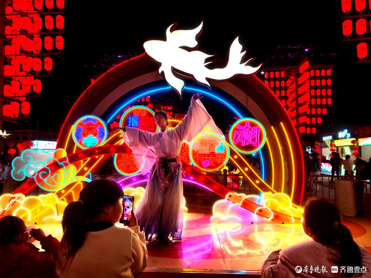 新春随手拍|惠民县孙武不夜城人气爆棚
