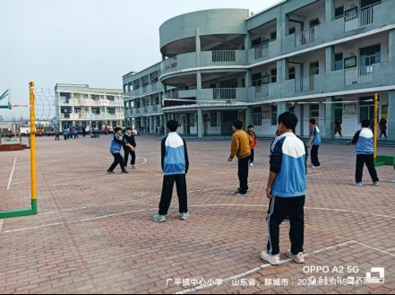 排球跃动启新程—广平镇中心小学开展本学期首次校本排球训练