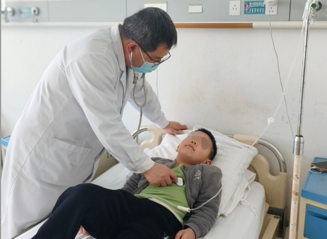 菏泽市创伤医院：感冒后尿泡沫、眼皮肿，警惕儿童急性肾小球肾炎