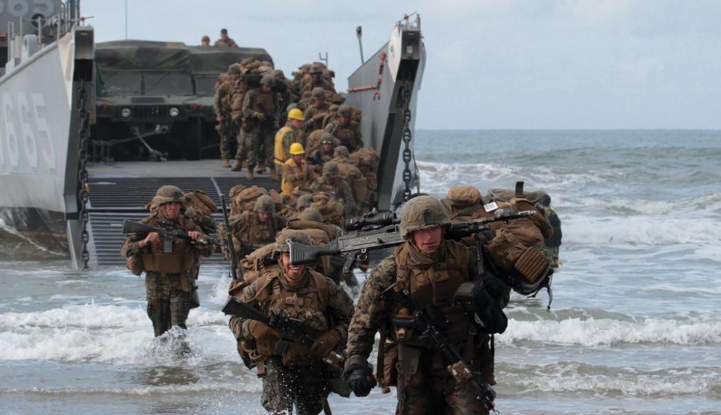 战事持续两周，美以接连增兵，伊朗单日发起4轮反击