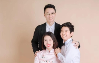 我们在这里相遇|17年前三月三相亲会初见，儿子今年13岁啦
