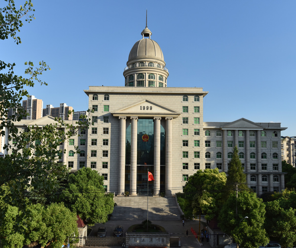 1800元网购“猫传腹特效药”竟是假兽药，法院判决：退一赔三！