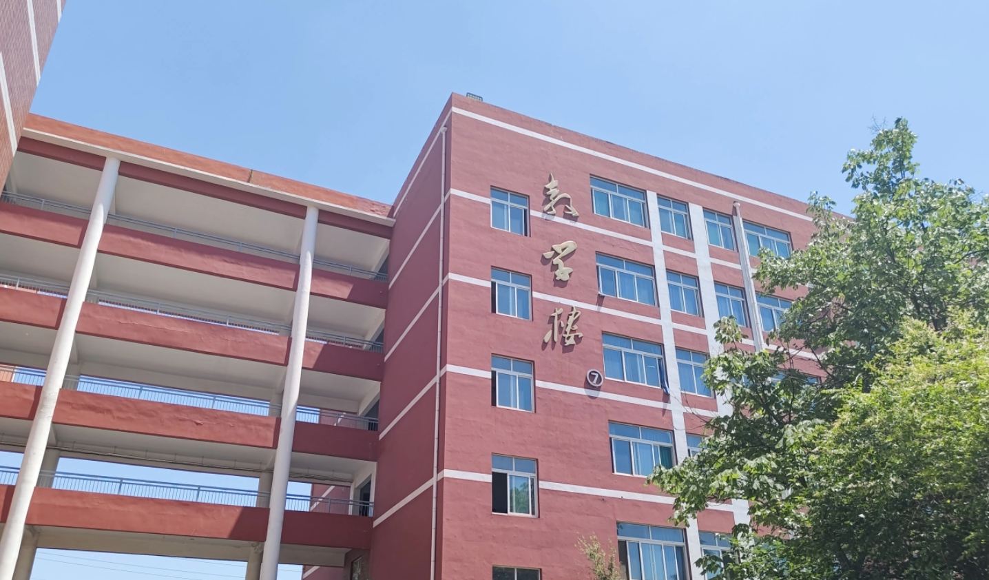 山东协和学院思政课教师崔海燕创新课堂：让思政课“有知有味”