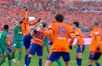 新赛季中超第一期裁判评议出炉，马德鲁加手球未被判罚属于漏判