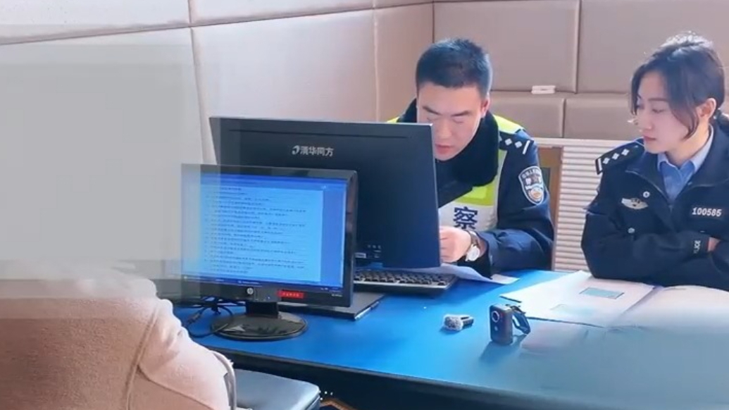 果然视频丨伪造临时号牌走高速还闯红灯？交警：罚款2400元