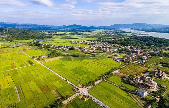 山地物流“新农具”来了，一款新型无人机交付并首飞成功