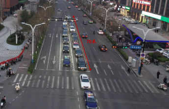 济南这处路口设置可变车道，晚高峰通行效率提升27.8%