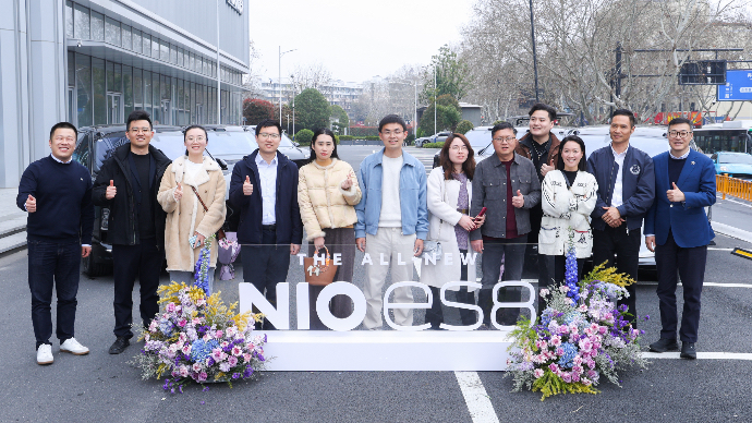 蔚来全新 ES8完成第80,000 台新车交付