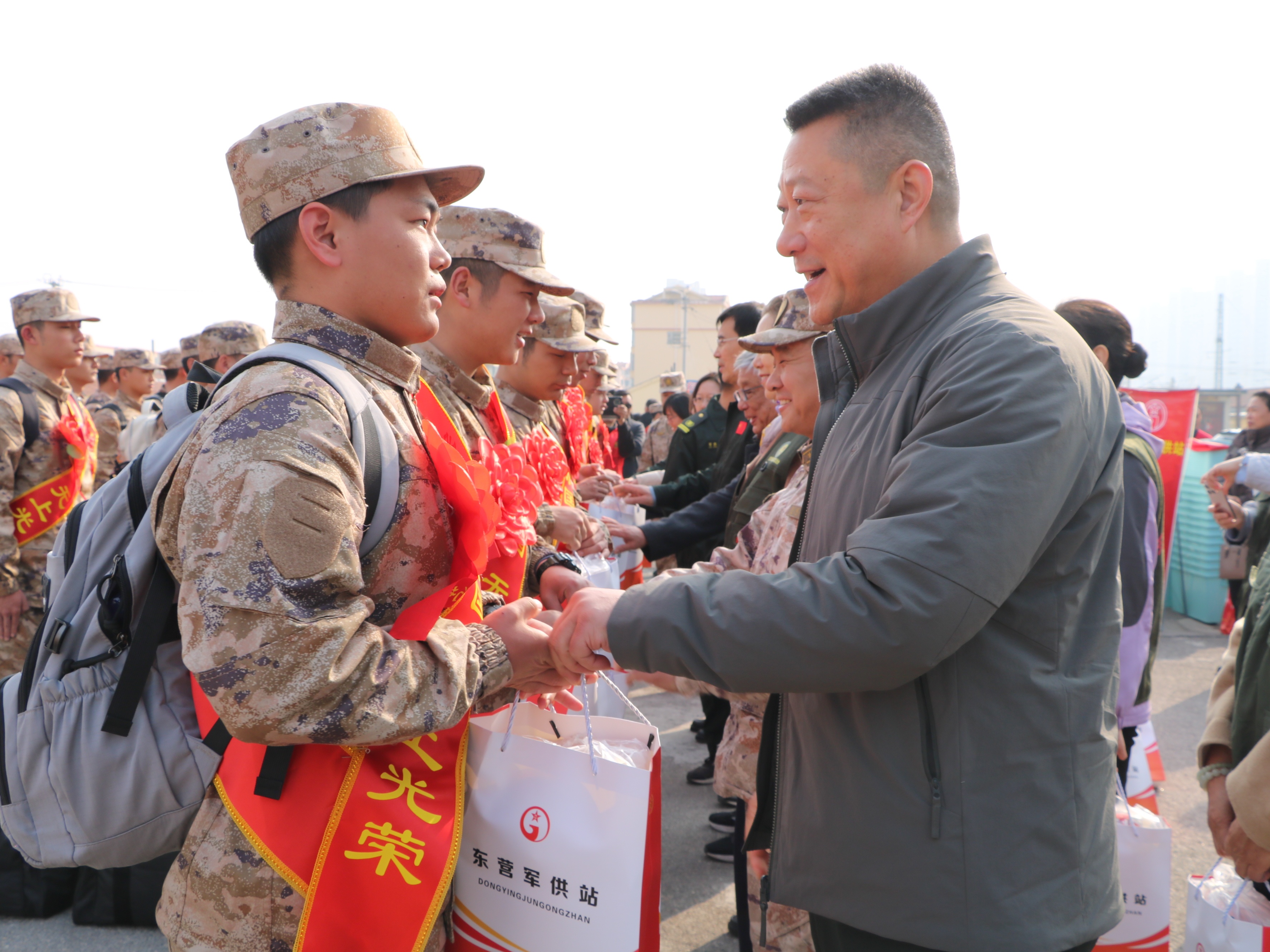 东营市军供站圆满完成2026年春季新兵运输军供保障工作