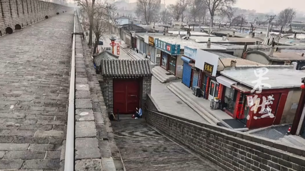 果然视频|游客称被锁景区半小时，网友吐槽：下午4点半就下班？葫芦岛一古城回应