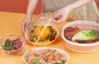 “一次性浴帽”来罩菜,这种保鲜膜真的能用吗?