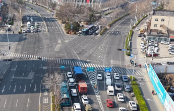 济南“五路交叉”路口改造，通行效率提高12.7%、事故量减少80%