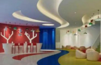 推动托育标准化筑牢民生保障线