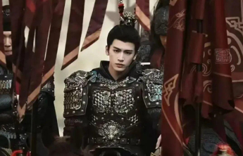 “粉底液将军”遭群嘲！要去“粉底”的何止古装剧