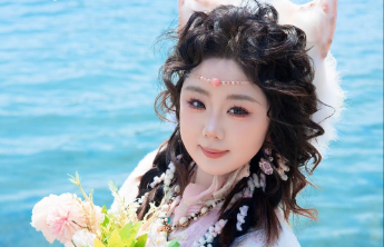 甜美可爱的00后女生！这个春天，期待和你谈个奔着结婚的恋爱