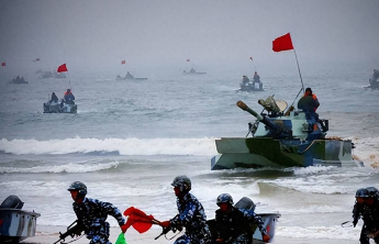 国台办：民进党当局乞求外部势力虚假保护只会以卵击石、自取灭亡