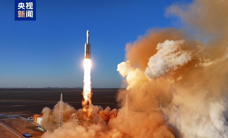 首飞、首艘、首发！本周，我国多领域硬核实力再刷屏