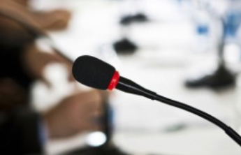 越共中央总书记、国家主席苏林乘高铁赴雄安新区参访