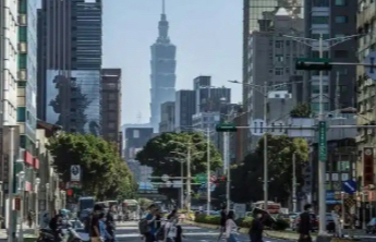 国台办：和平统一将给台湾经济社会发展创造巨大机遇