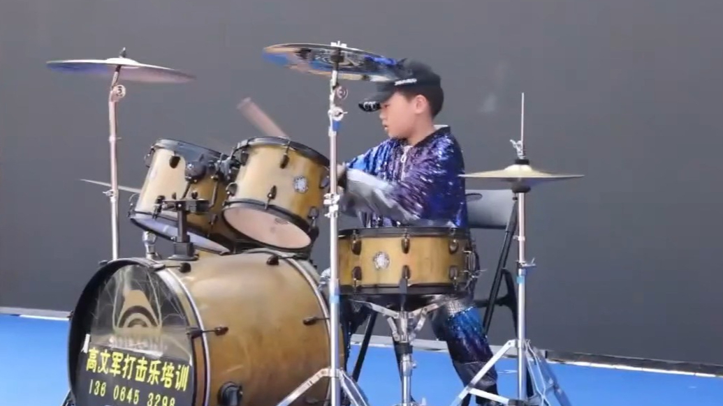 果然视频｜烟台朝阳街上演超燃文艺快闪，本周末诚邀市民上台展示