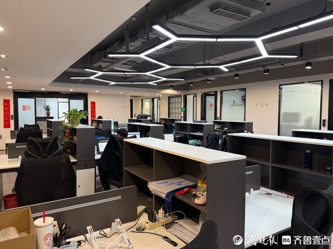 壹点调查|一天19.9元“拎包入驻”，济南“日租工位”走红