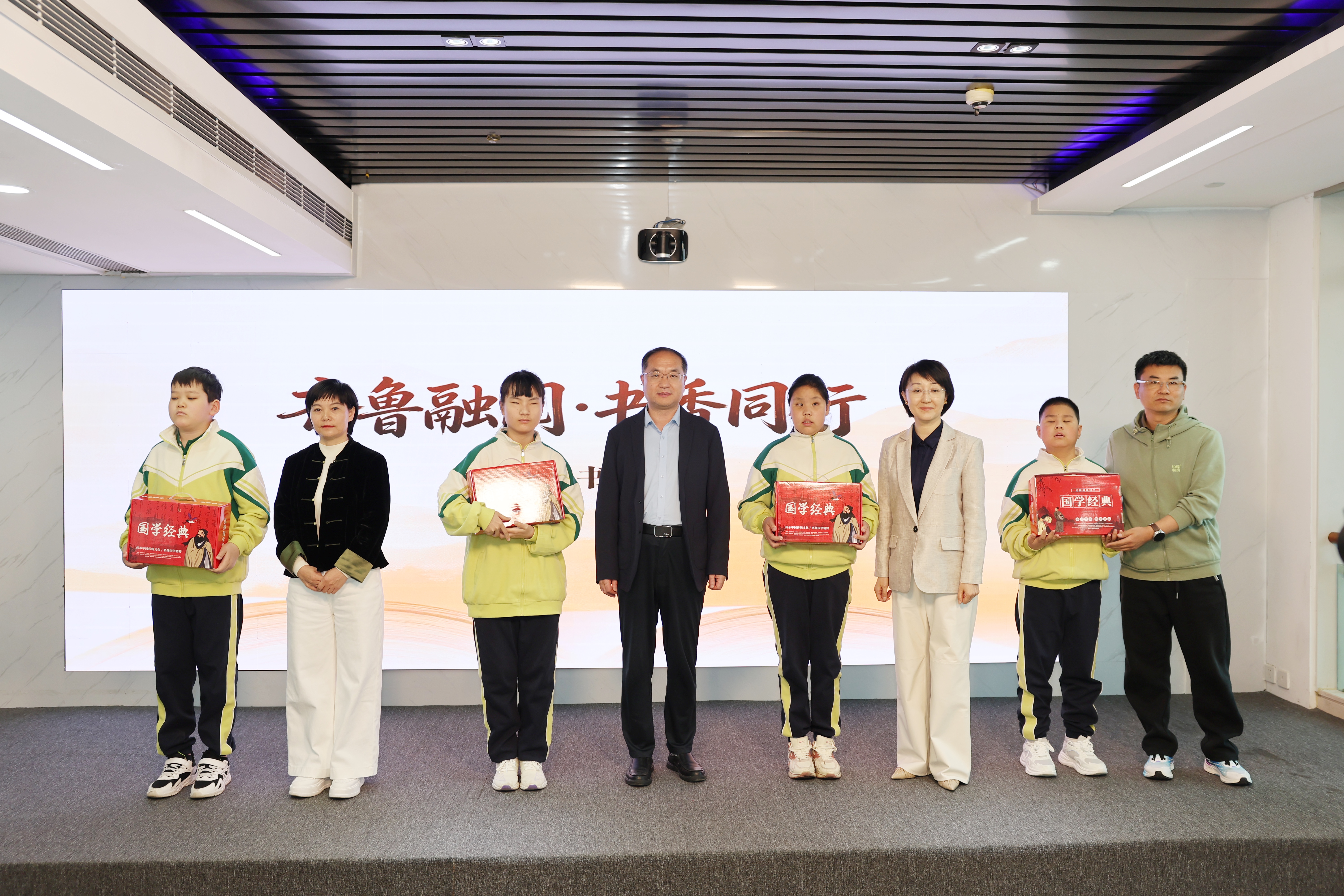 济南市阅读协会副会长王芹：每一颗热爱阅读的心都值得被温柔以待