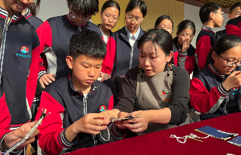 古籍传文脉 实践润童心，山东省古籍进校园活动走进潍坊滨海中学