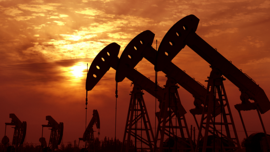 中东战事推高国际油价 贵金属价格下跌