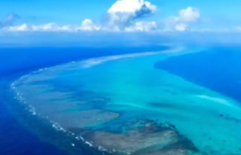 中国人民解放军南部战区位中国黄岩岛领海领空及周边区域组织战备警巡