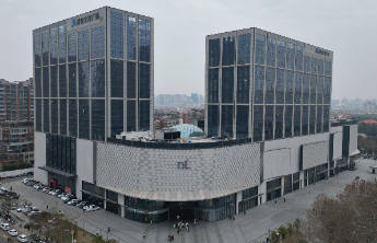 女子随口指出胖东来细节错误，获门店200元合理建议奖励