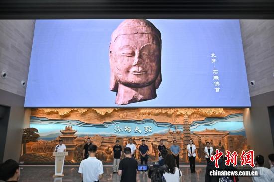 山西村民挖出千年佛首完成捐赠 证实与馆藏佛立像原为一体