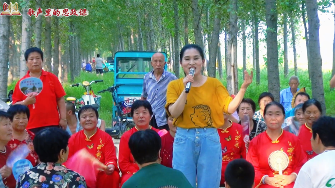 茌平文艺轻骑兵走进小树林  歌曲《美丽的心情》 演唱：许凤霞
