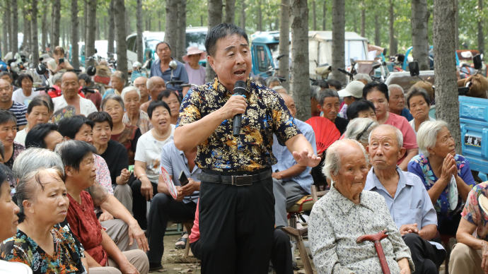 茌平文艺轻骑兵走进小树林 豫剧选段：我坚决在农村干它一百年