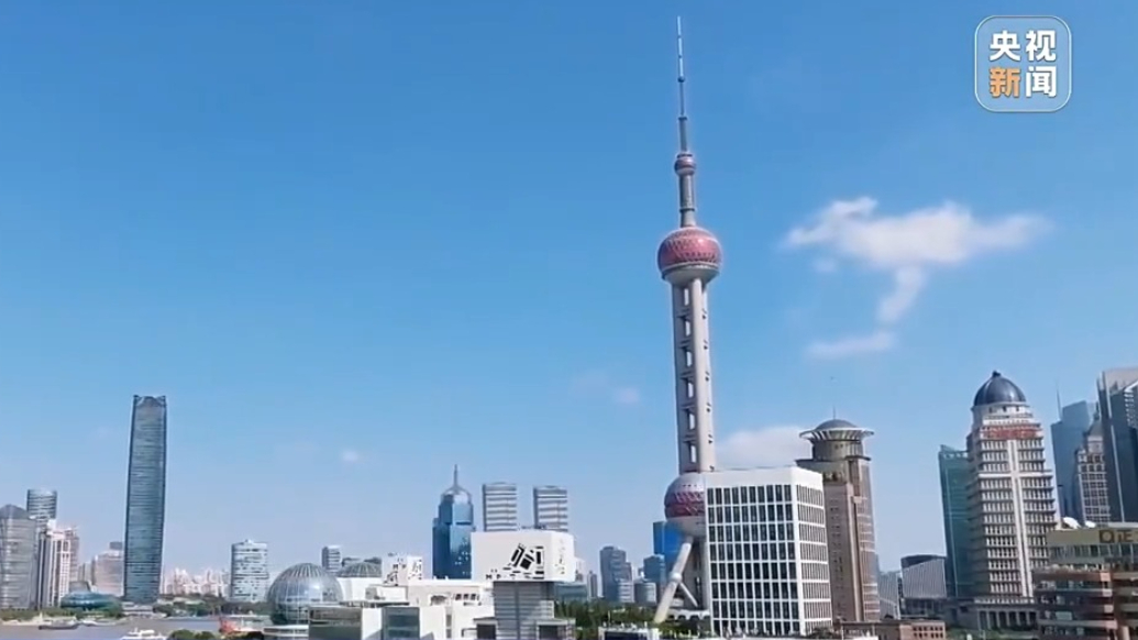 8月末我国外汇储备规模为34383亿美元，较7月末上升195亿美元