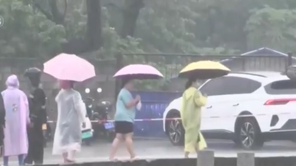 广西、海南多地今迎强降雨，明起西南雨势增强