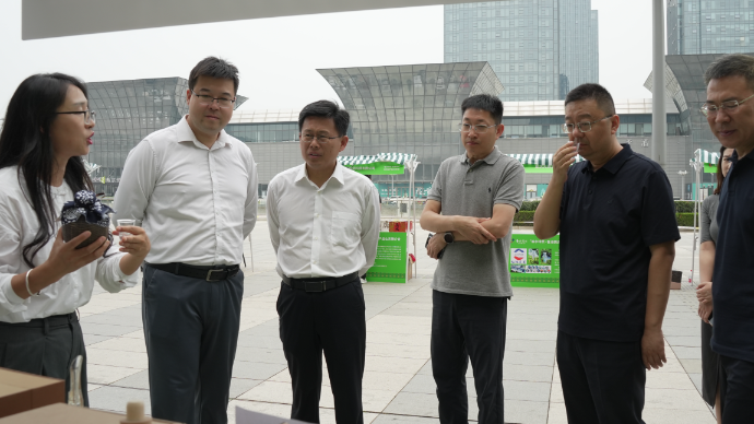 鲁渝协作：重庆市武隆仙女村仙女酒山东水酒推介会上亮相泉城济南
