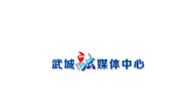 公交做婚车 低碳又浪漫“爱情是无价的 婚姻是陪伴与相守”