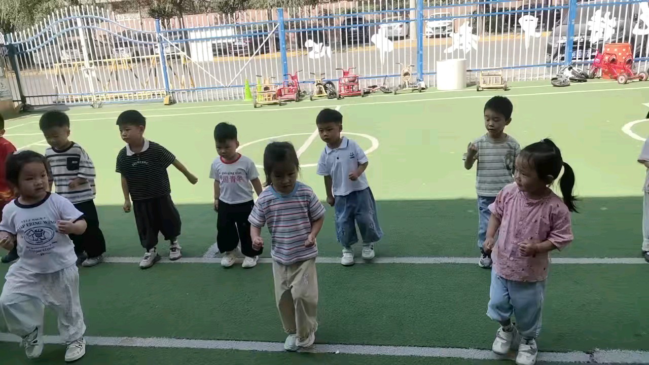 跳个舞休息会