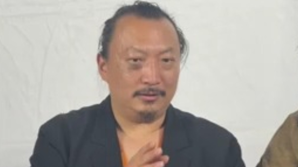 果然视频｜老街区重焕生机！喜剧人刘洪伟：喜剧节盘活百年里院