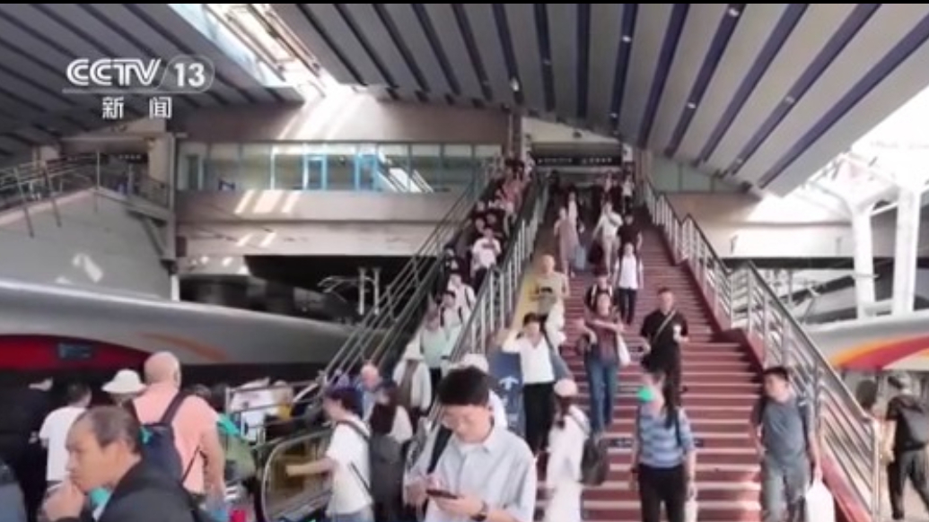 铁路客流量持续增长，四条新高铁一票直达无需换乘