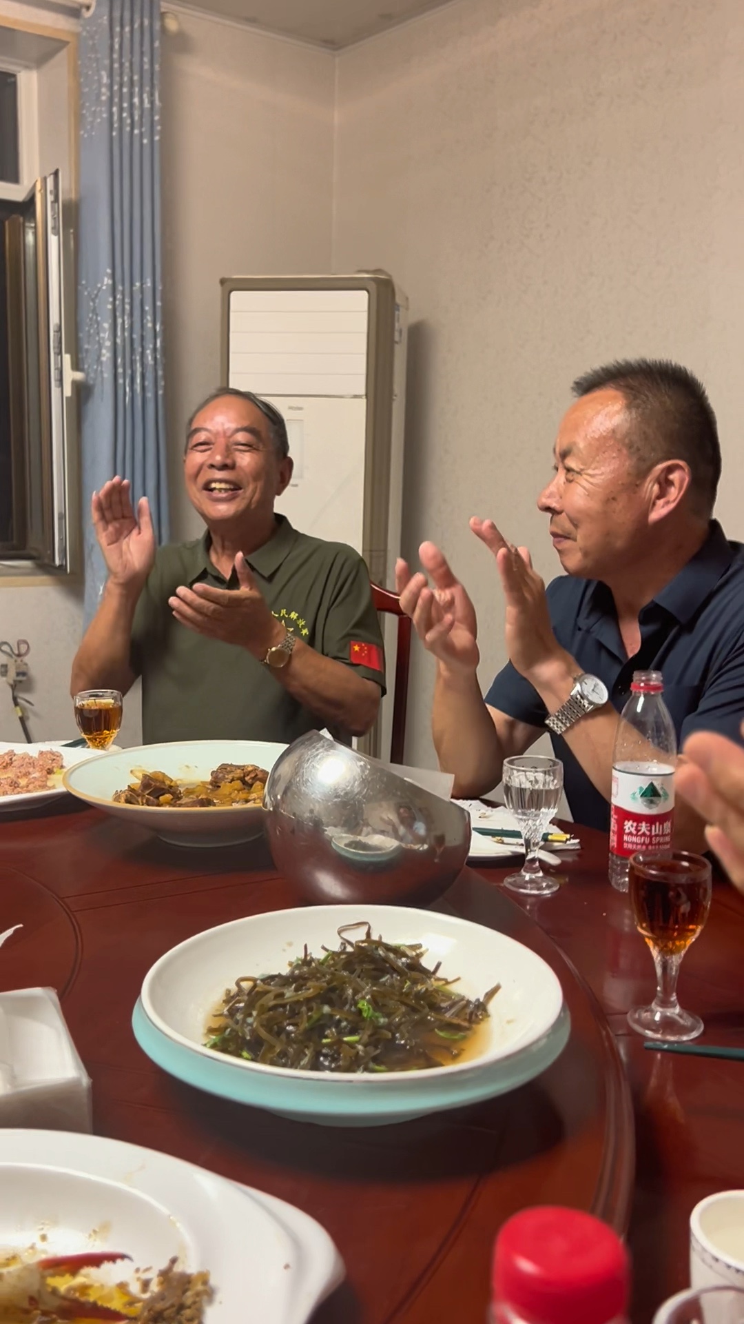 50年后长岛老兵重返第二故乡（斐然拍摄于北隍城岛）