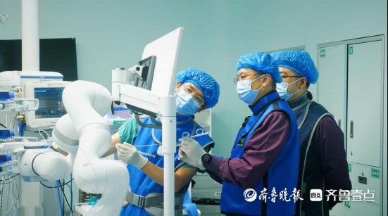 一次麻醉三个靶点，毓璜顶医院机器人支气管镜精准消融多发结节