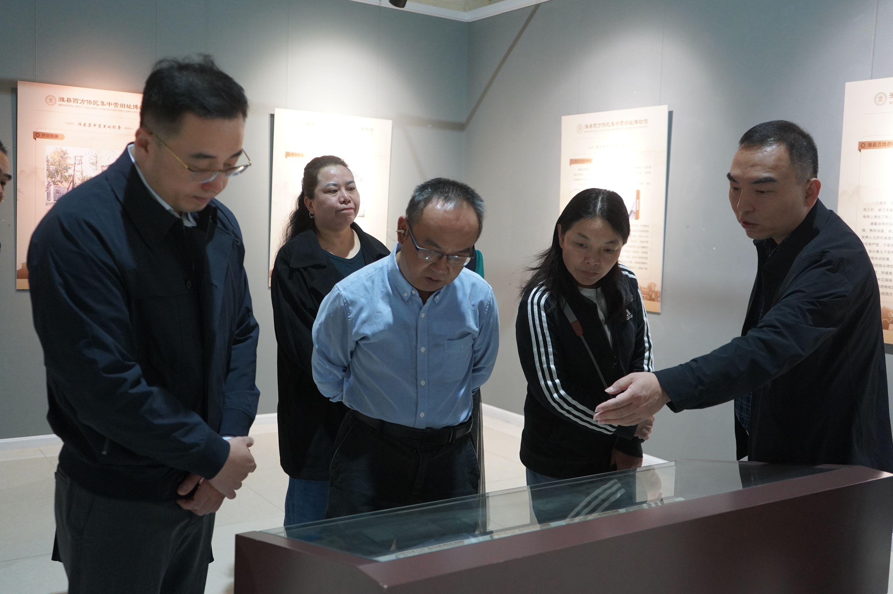 潍县西方侨民集中营旧址史实展在昆明市博物馆开幕
