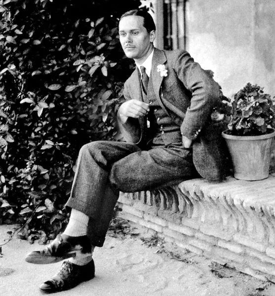 外国文学史上的今天|致过去的诗人路易斯·塞尔努达