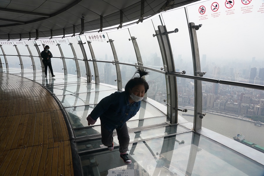 上海城市地标东方明珠塔恢复开放