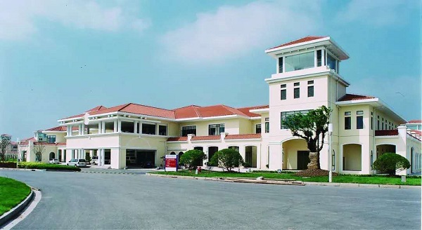 作为上海市公卫中心的总设计师,华建集团上海建筑设计