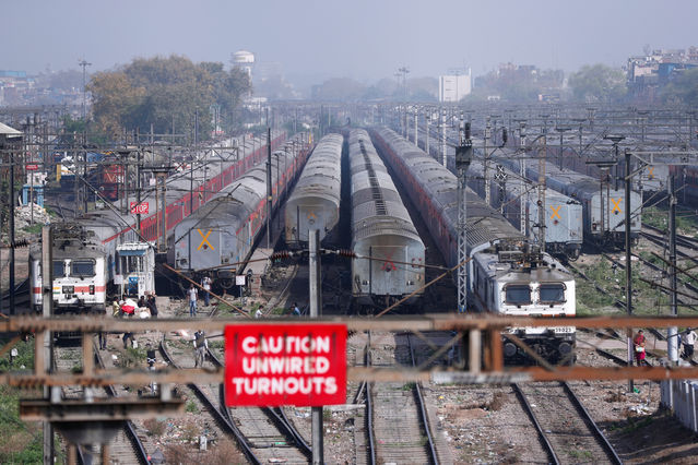 印度首都新德里"封城"