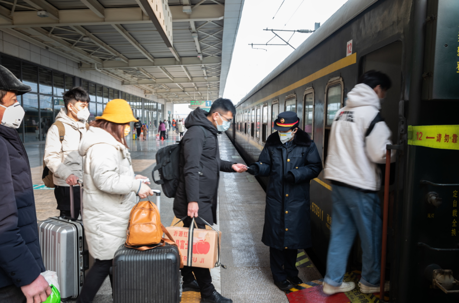 【文讯】"美丽济铁我先行 我为春运添光彩"摄影比赛收官