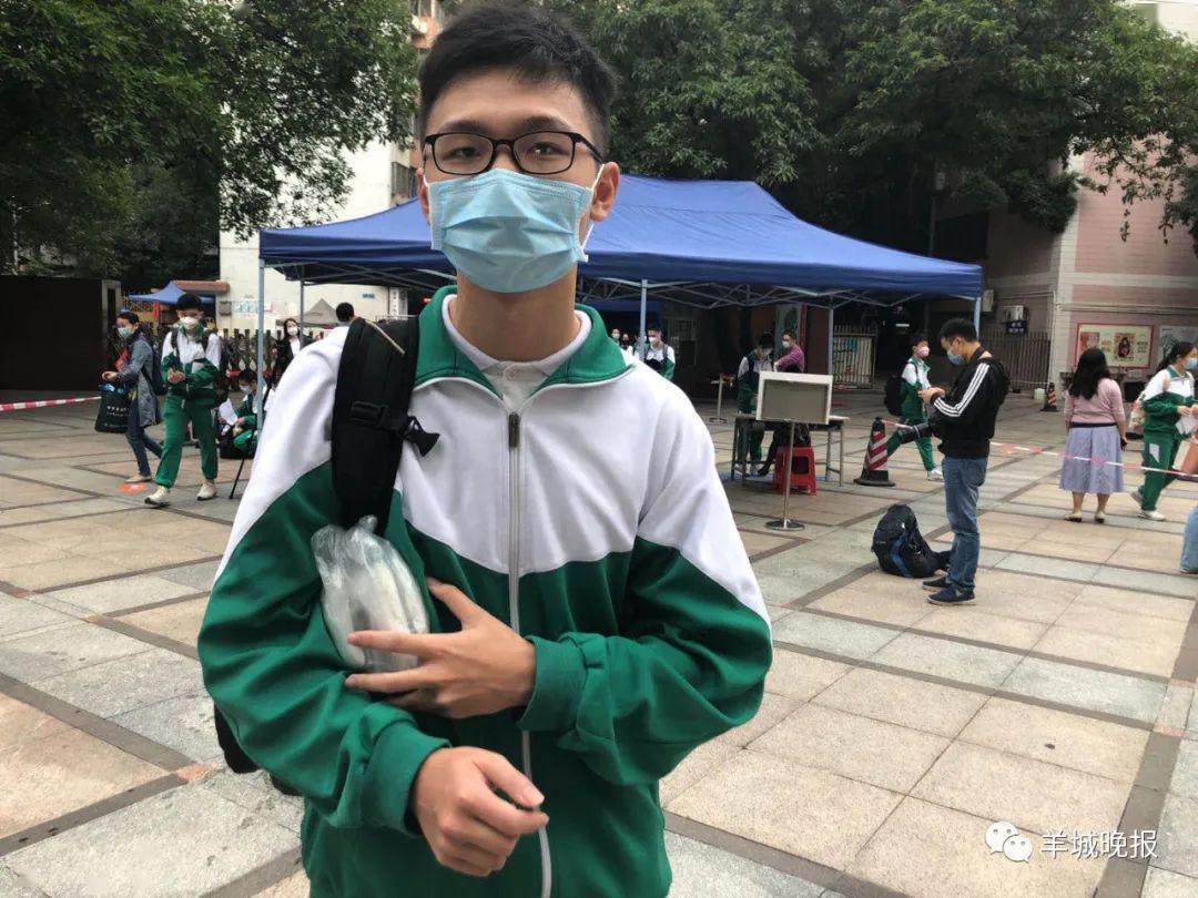 戴口罩,测温,消毒…来看各校如何硬核复课!