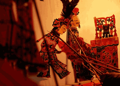 特色民俗文化表演秧歌互动,踩高跷,耍杂技,中华鼓阵浩浩荡荡的皇帝